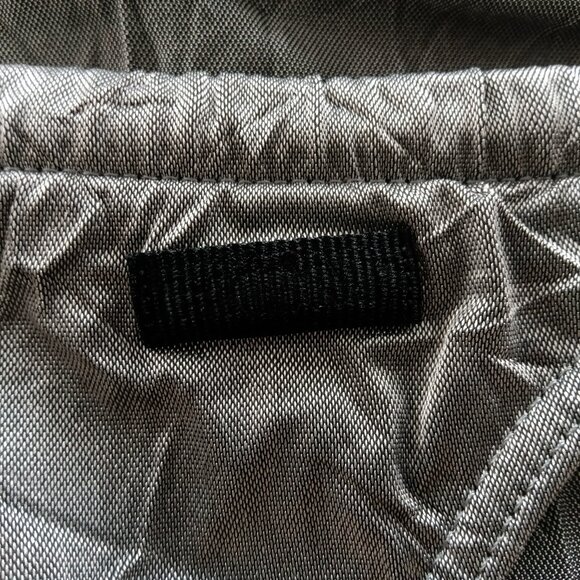 VINTAGE 1" HOM SWIM BRIEF, (*) 34", SILVER-GRAY CRINKLED PATTERN (Pre-Owned) - Picture 4 of 8